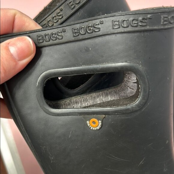 BOGS Kids Black Rain Boots - Picture 4 of 6